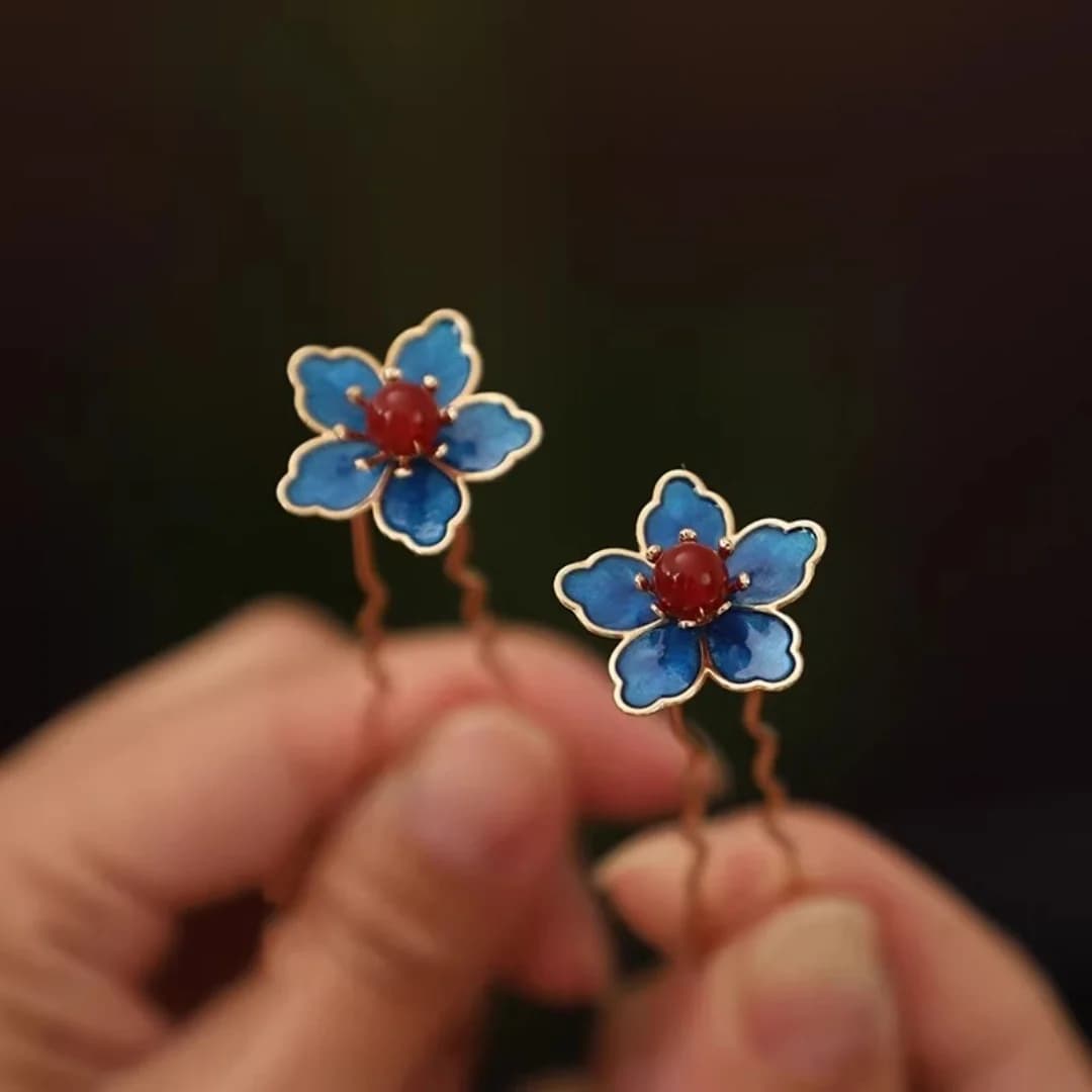 Hanfu fork in ancient style with blue flower, exquisite floral accessory for hair, new burned blue hairpin in Chinese style, small U H shape