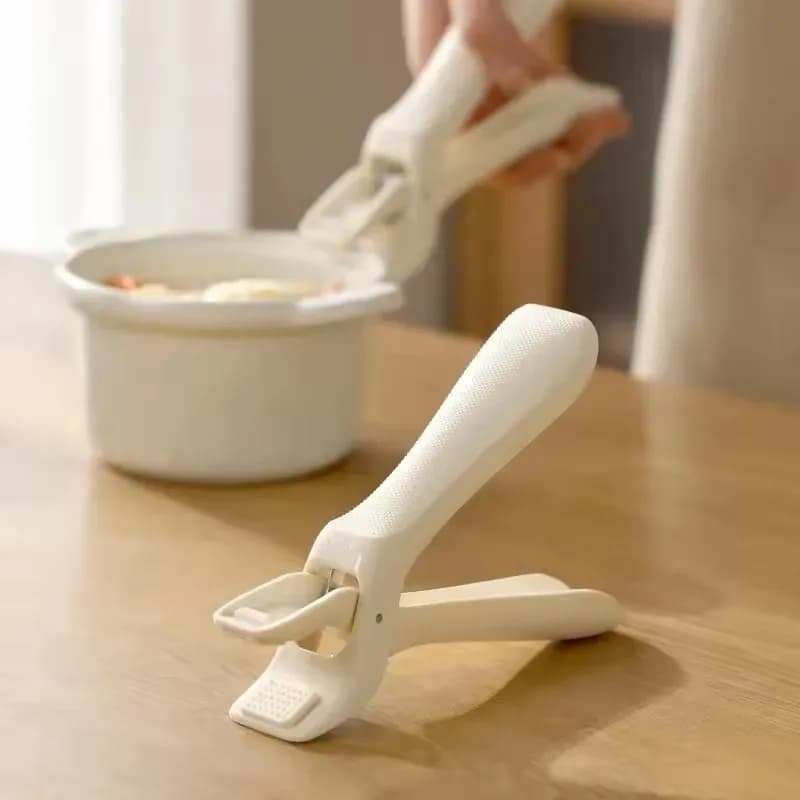 Pinze per piastre riscaldanti Pinze per supporto per ciotole per piastre riscaldanti in movimento Padella per pizza Friggitrice ad aria Forno a microonde con cibo fuori