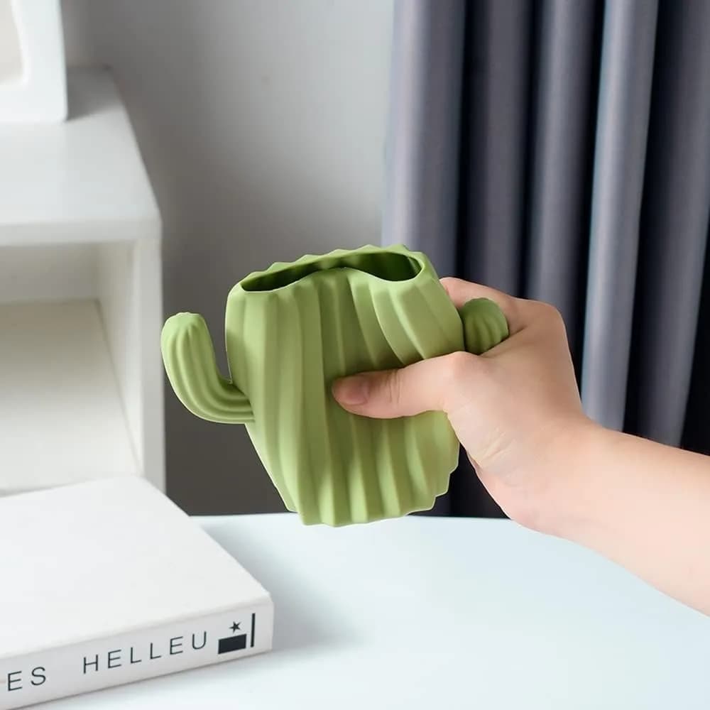 Portapenne in silicone Cactus – Simpatico contenitore da scrivania verde per penne, pennelli per trucco e spazzolini da denti