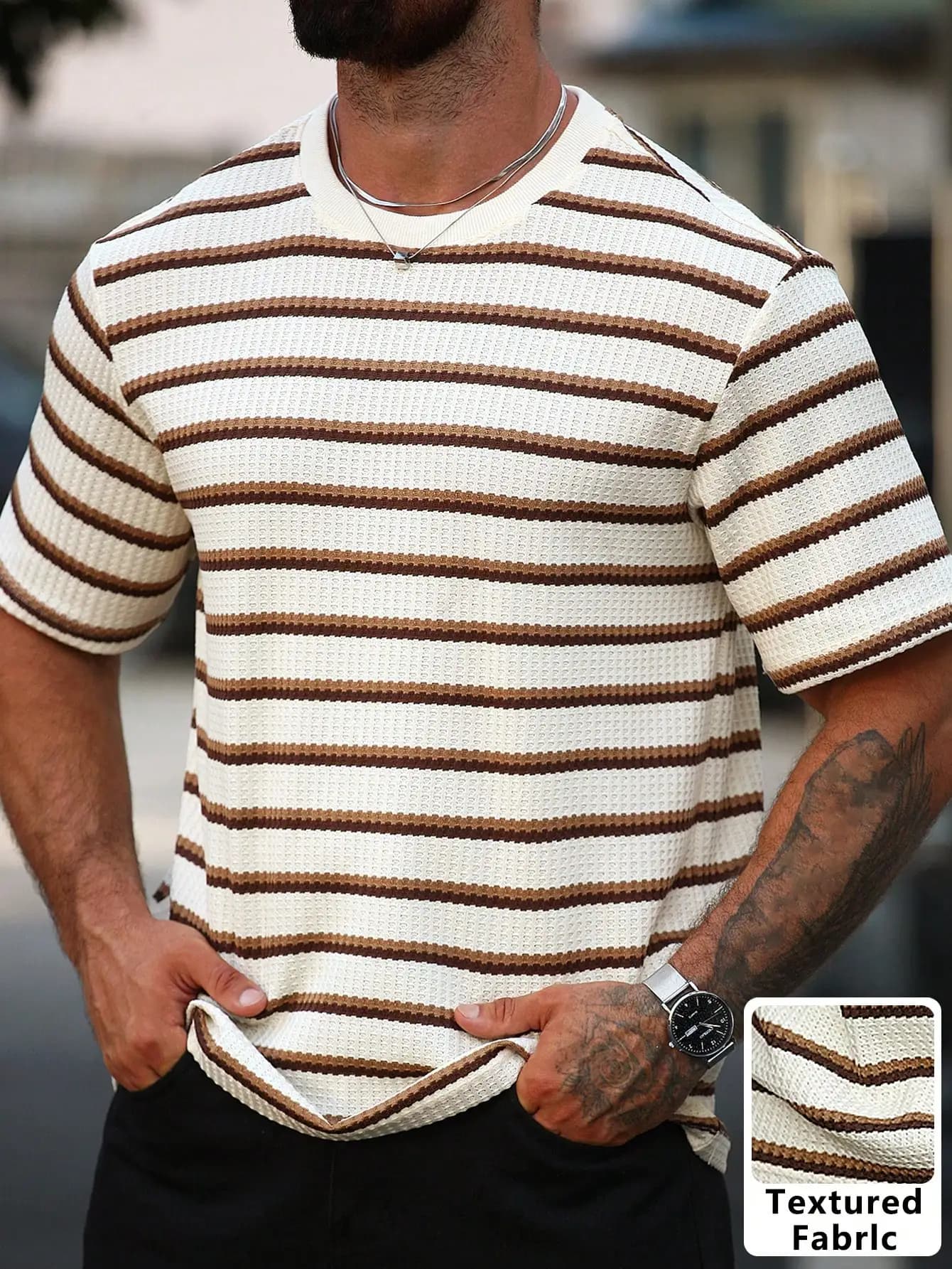 T-shirt da uomo a maniche corte con scollo rotondo e righe testurizzate, ideale per il tempo libero, le vacanze e l'ufficio