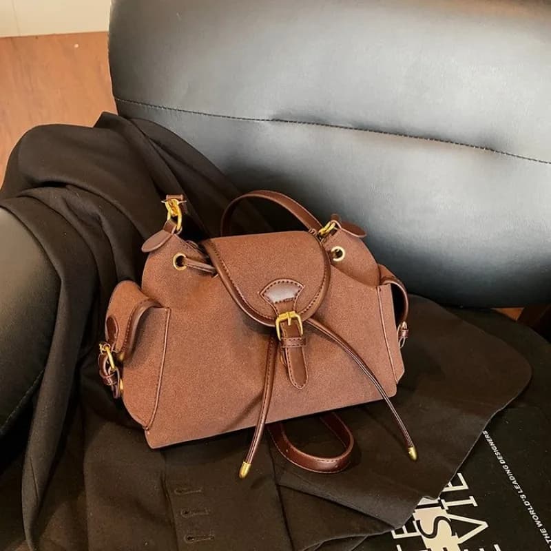 Borsa a tracolla da donna di design, lussuosa ed elegante, borsa fasciatoio in pelle, tote capiente, borsa messenger alla moda