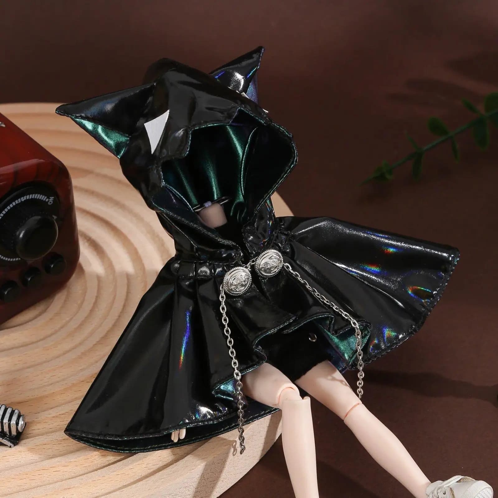OB11 Cat Ear Cloak Chain Clasp Detail 1/12 Scale Doll Cloak Hooded Doll Cape