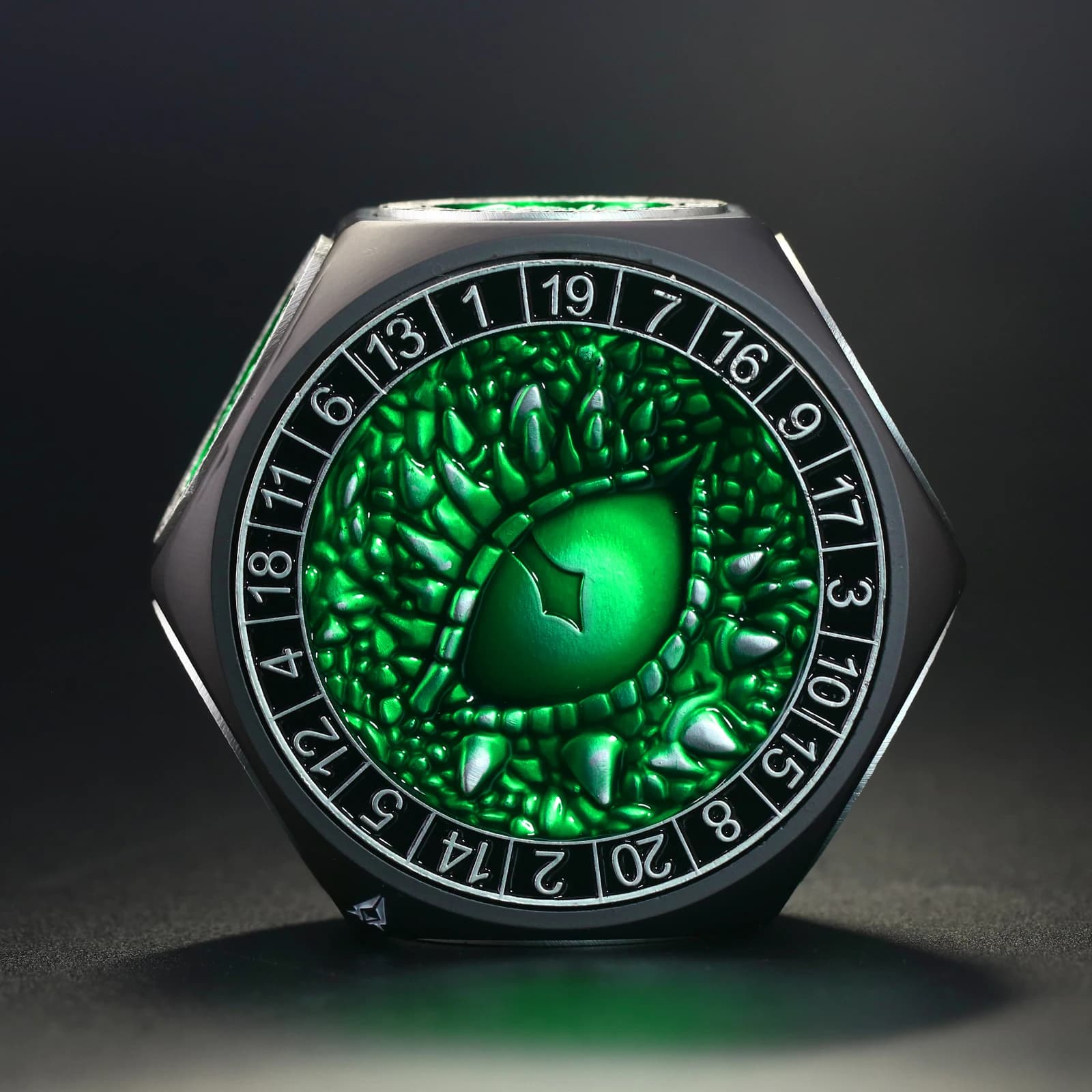 Dadi in Metallo per DND, Set di 8 Dadi D&D per Dungeons and Dragons, Accessori per Giochi di Ruolo Fantasy da Tavolo