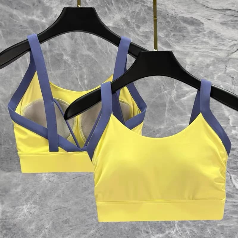 Tuta da yoga per allenamento da corsa con una tazza ad alta intensità da donna Reggiseno sportivo ad asciugatura rapida Bellissimo reggiseno fitness per la schiena