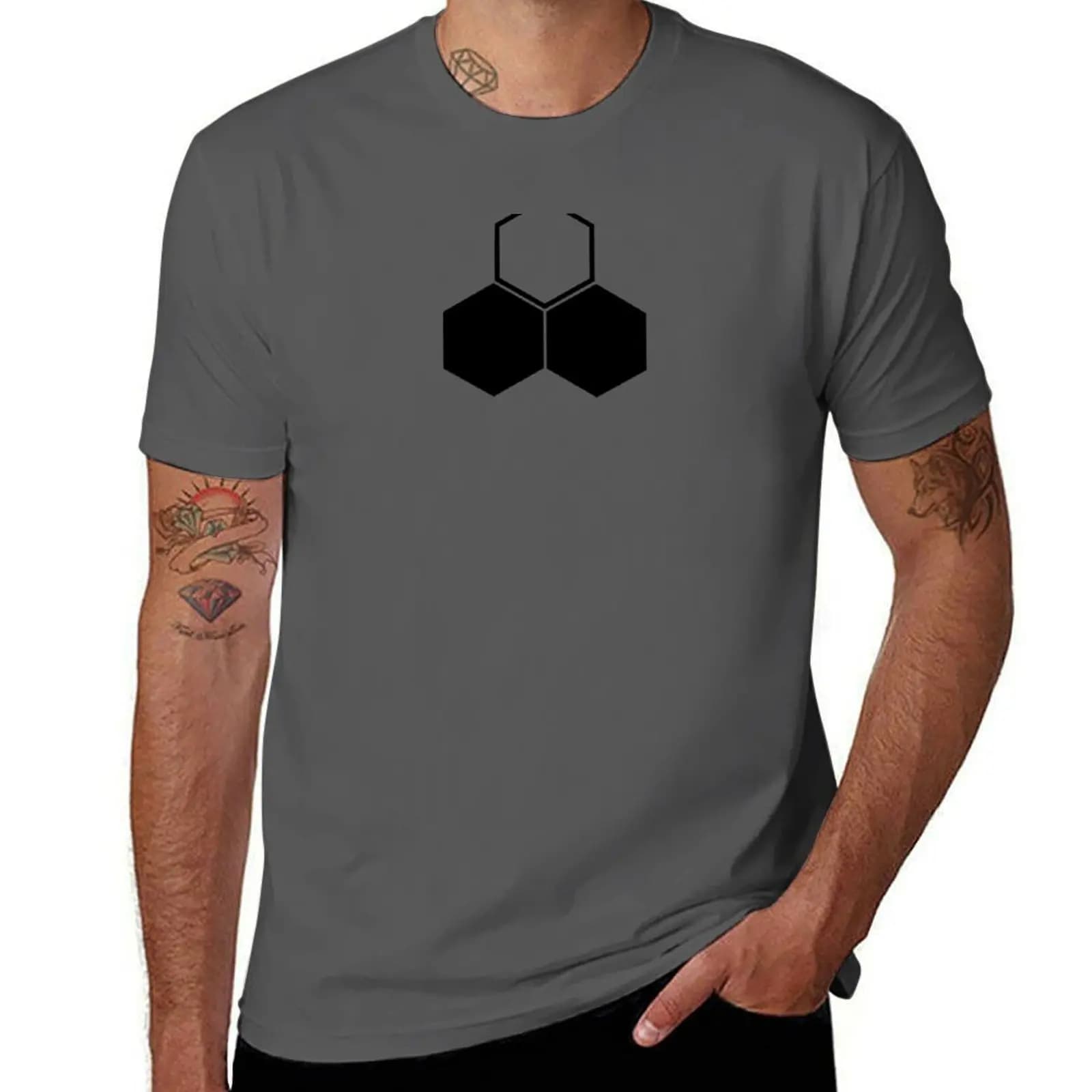Future Foundation - Fantastic short sleeve shirt basic for all combinations