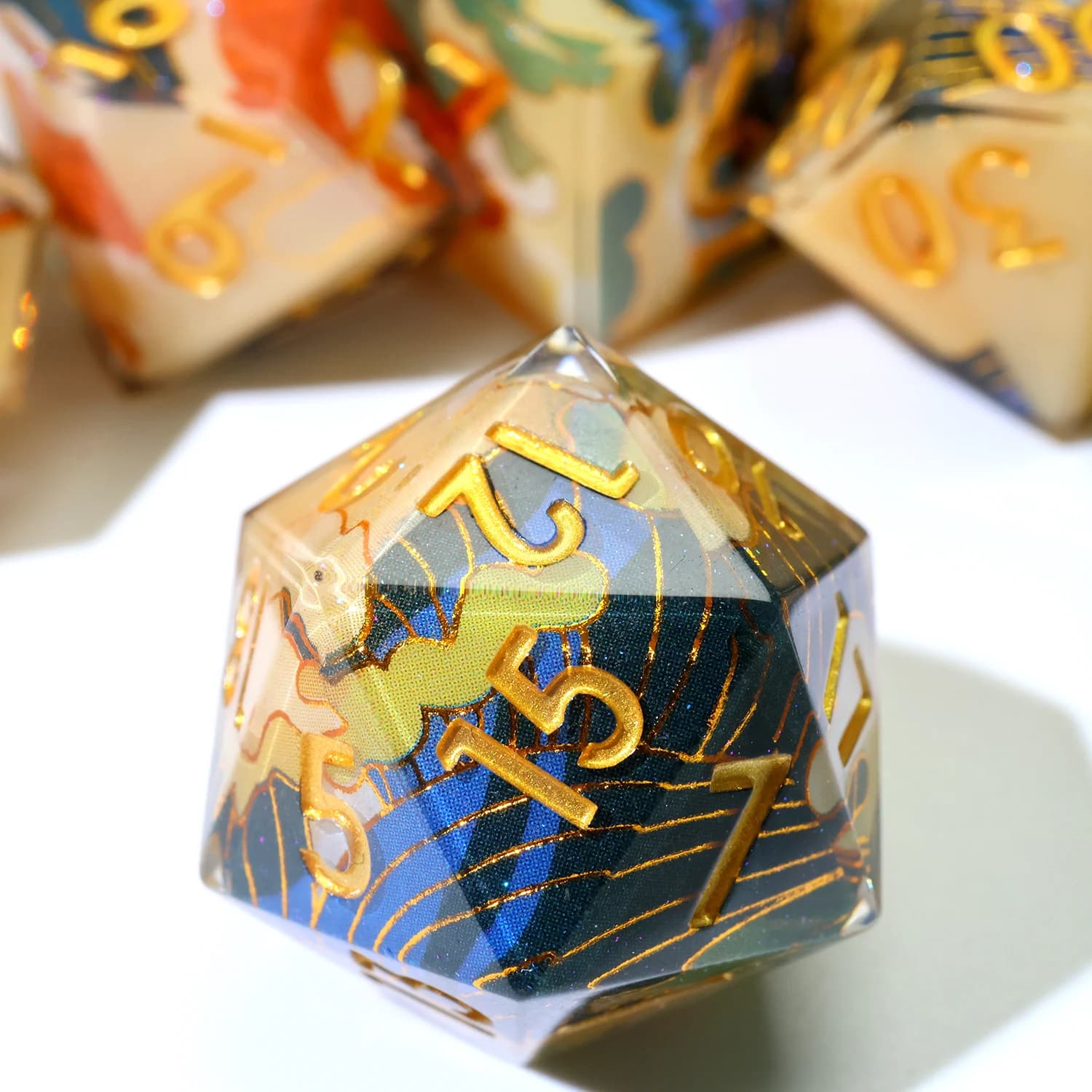 Set di dadi poliedrici per giochi di ruolo con gru incantata fatta a mano, dadi DND in resina per giochi da tavolo, giochi di ruolo e divertimento da tavolo-F9