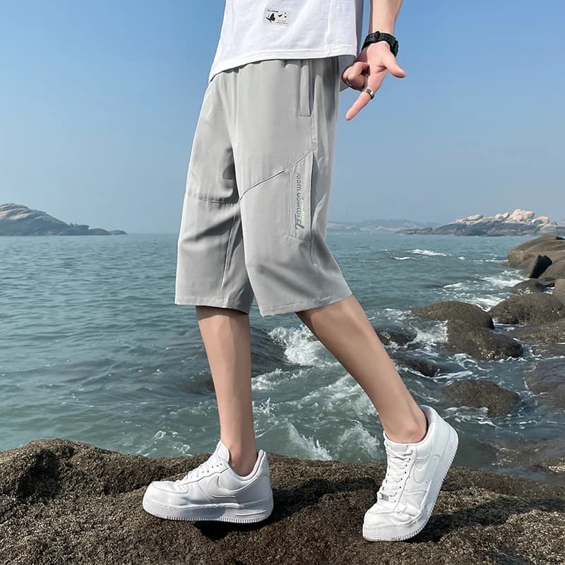 Men's Summer Shorts Lightweight and Breathable, Casual and Comfortable, for Cycling and Sport Newspapers, Absorbents and Rapid Drying