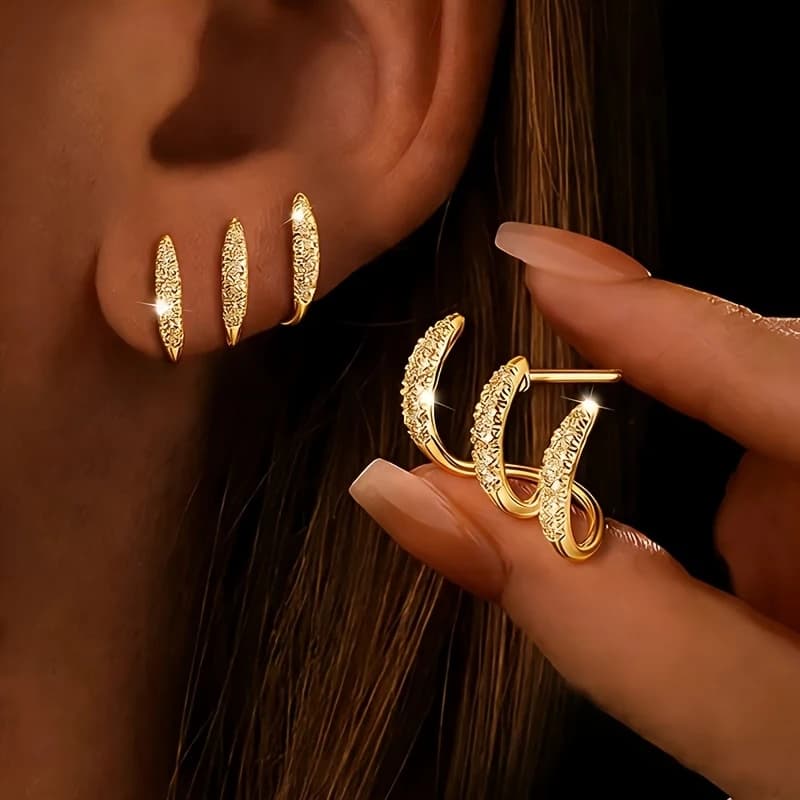 Orecchini a griffa color oro squisiti con cristalli, moderni e versatili, accessorio di gioielleria da donna alla moda