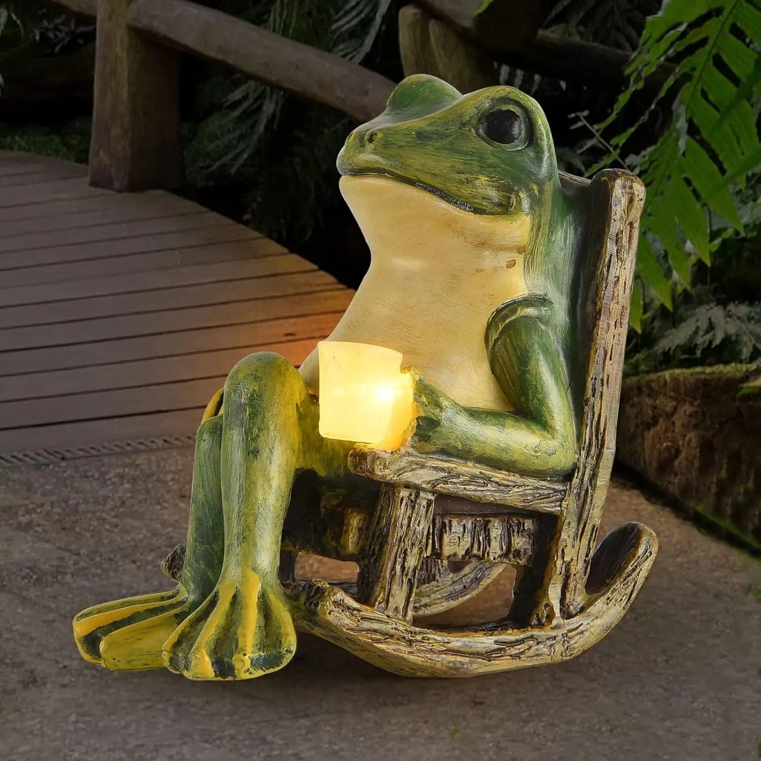 Statua di Rana Solare da Giardino con Luci LED - Decorazione Esterna, Regalo di Pasqua per Patio, Cortile e Prato, 3,89x2,36x3,93 Pollici