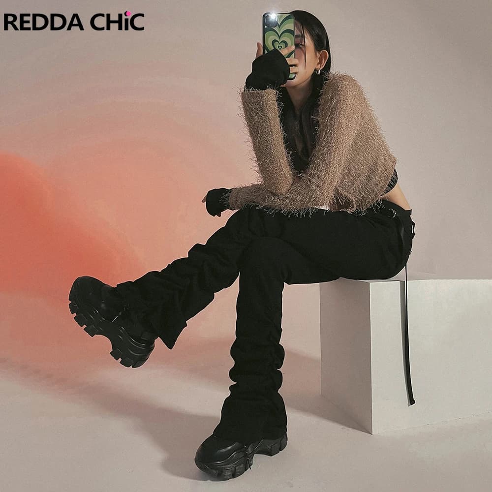 ReddaChic Jeans impilati neri solidi Donna Stretcgy Slim Fit Pantaloni bootcut svasati Grunge Y2k Pantaloni in denim a vita alta con orlo increspato
