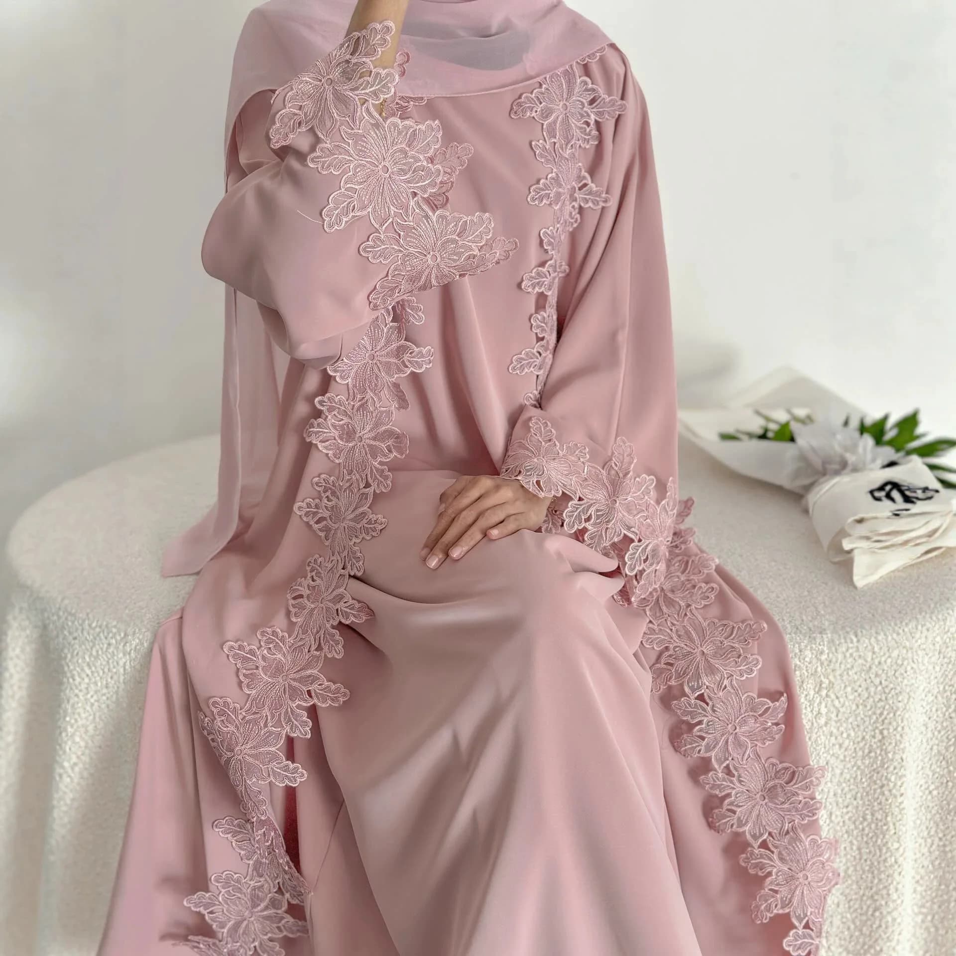 Eid Ramadan Fiore Ricamo Abaya per Le Donne Abito Musulmano Dubai Aperto Abaya Turchia Caftano Kebaya Caftano Marocain Femme Robe Nuovo