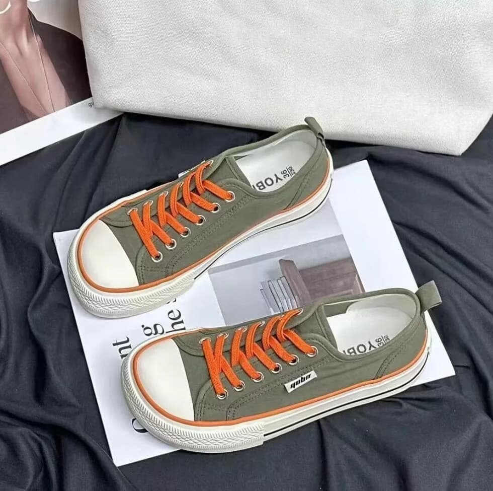 2026 Canvas Slip-On Shoes Women's Summer Thin Style Casual Low Top Sneakers Breathable Comfortable Fashionable All-Match