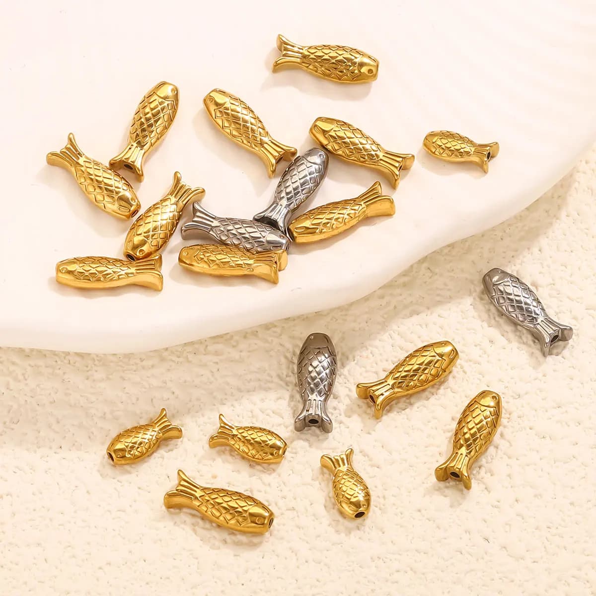 10 pezzi in acciaio inossidabile con texture pesce perforato accessori moda fascino collana fai da te braccialetto forniture per la produzione di gioielli