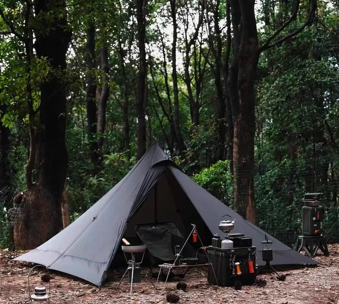 Camping Tent ThousWinds Capricorns for 2 People, Nylon Ripstop 15D Waterproof, for Hiking and Trekking