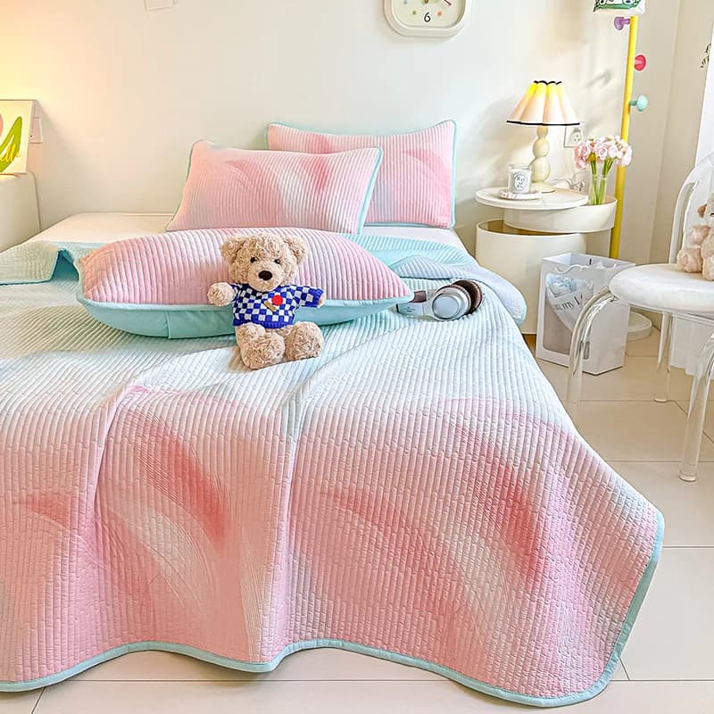 Romantic Gradient Quilted Thick Bedspread Set Anti Slip Multi-Purpose Bed Cover Kit Skin Friendly Bed Sheet Set for All Seasons