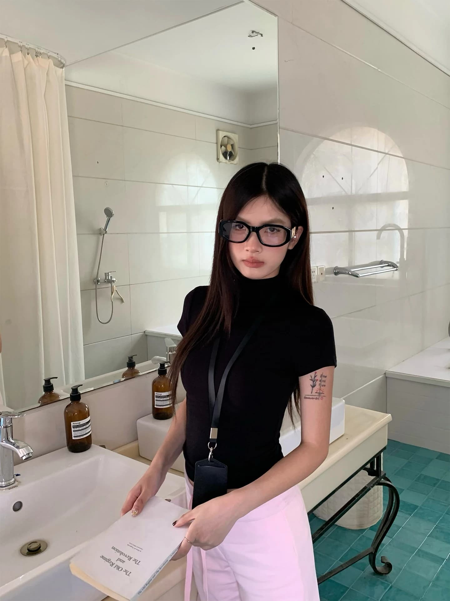 Shiny Half High Collar Short Sleeve Black T-Shirt Women's Summer Slim Fit Base Layer Shirt Inner Wear Casual Style Cotton Blend