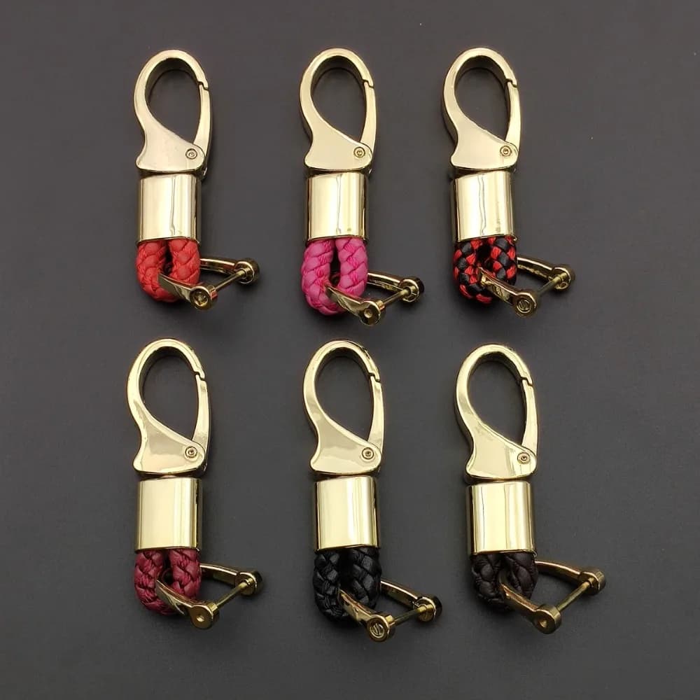Squisito portachiavi in corda intrecciata Accessori hardware Fibbia a ferro di cavallo Ciondolo portachiavi per auto alla moda deve avere per i trendsetters