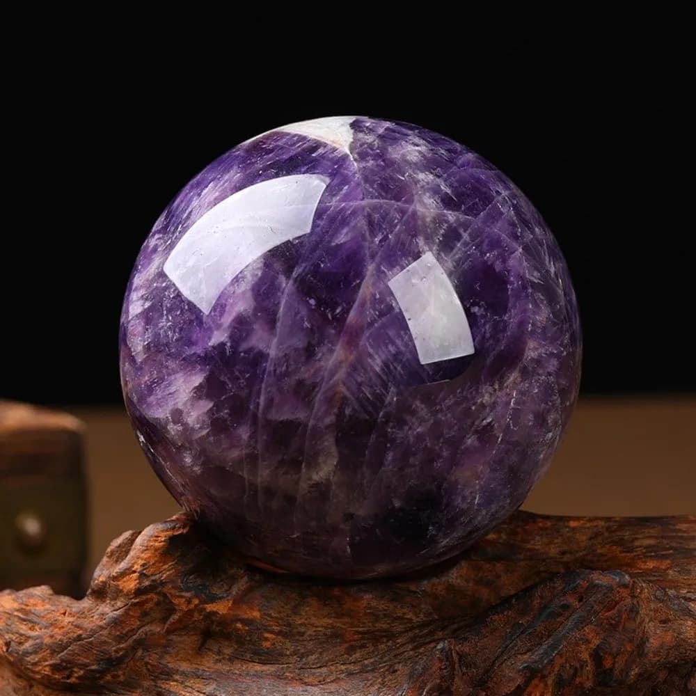 Sfera di Cristallo di Ametista Naturale per Guarigione Energetica, Reiki, Pietra Curativa, Oggetto Artigianale Lucidato, Ornamento Feng Shui, Souvenir