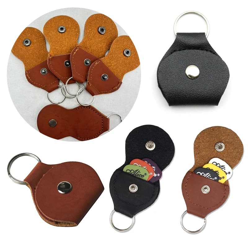 1PC Guitar Pick Bag Black Brown 2 Color Available PU Leather Potable Pick Storage Keychain Pick Holder Bags Guitar Accessory ZYF
