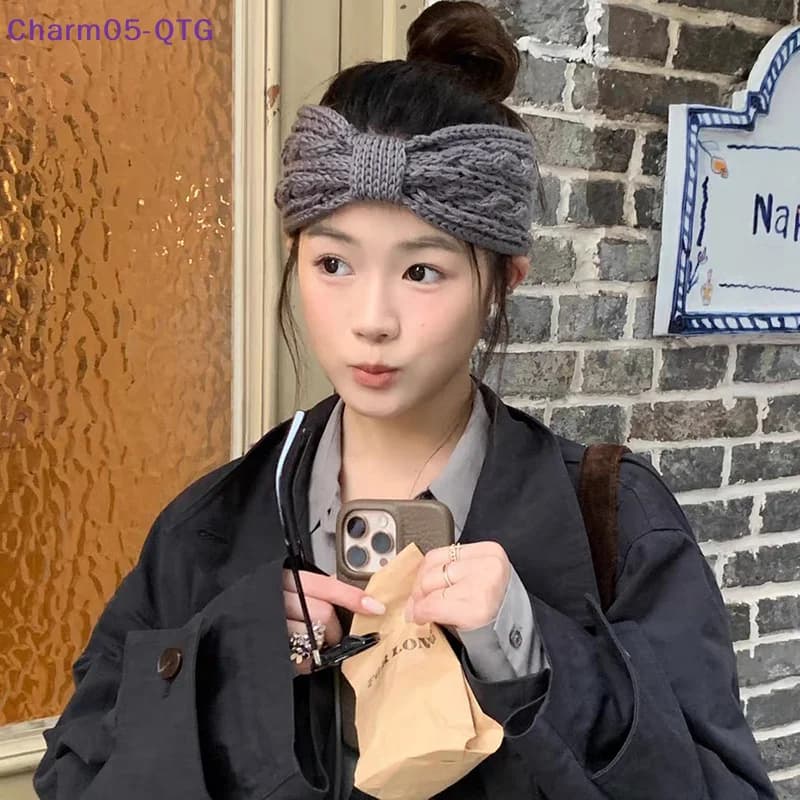 Fascia per capelli coreana INS a forma di fiocco, lavorata a maglia, calda e antivento per l'inverno, cerchietto per capelli alla moda, dolce e streetwear per ragazze