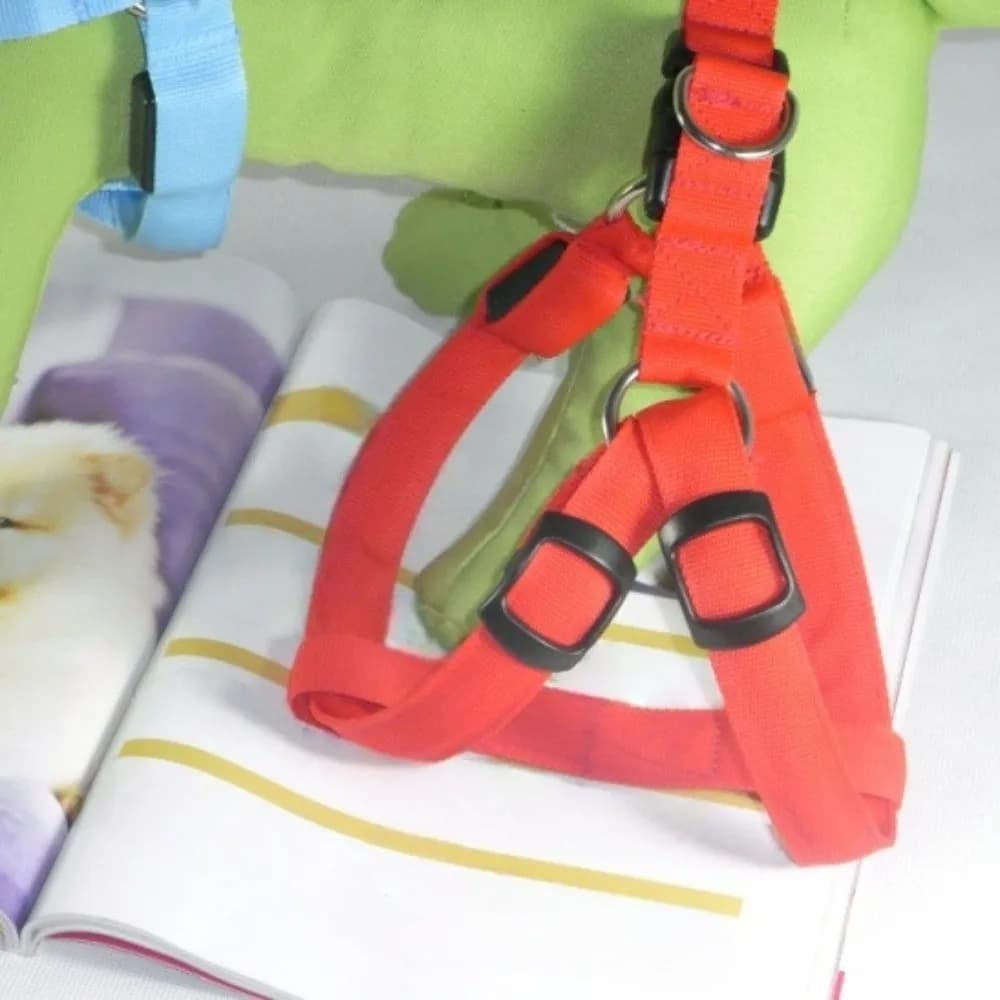 Pettorina per Cani LED Luminosa Ricaricabile, Regolabile, Resistente, con Luci Lampeggianti, Gilet Luminoso per la Sicurezza degli Animali Domestici