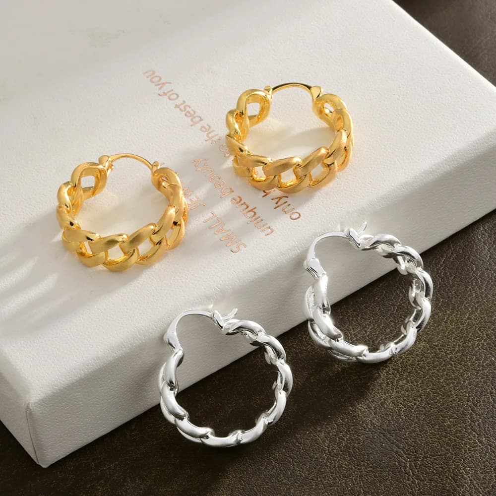 Cold and Cool Gold Textured Personalized Ear Pins with Unique Attraction - Exquisite Small-scale Design Ear Jewelry