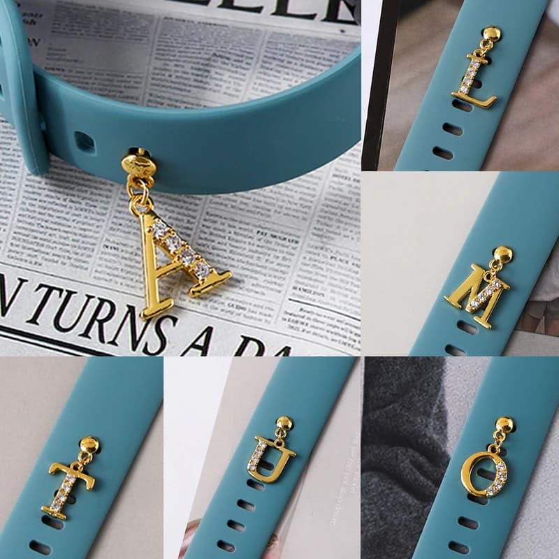 Ciondoli iniziali da 26 lettere per cinturino Apple Bracciale in silicone morbido Chiodi pendenti decorativi per gioielli con ciondoli per cinturino Iwatch