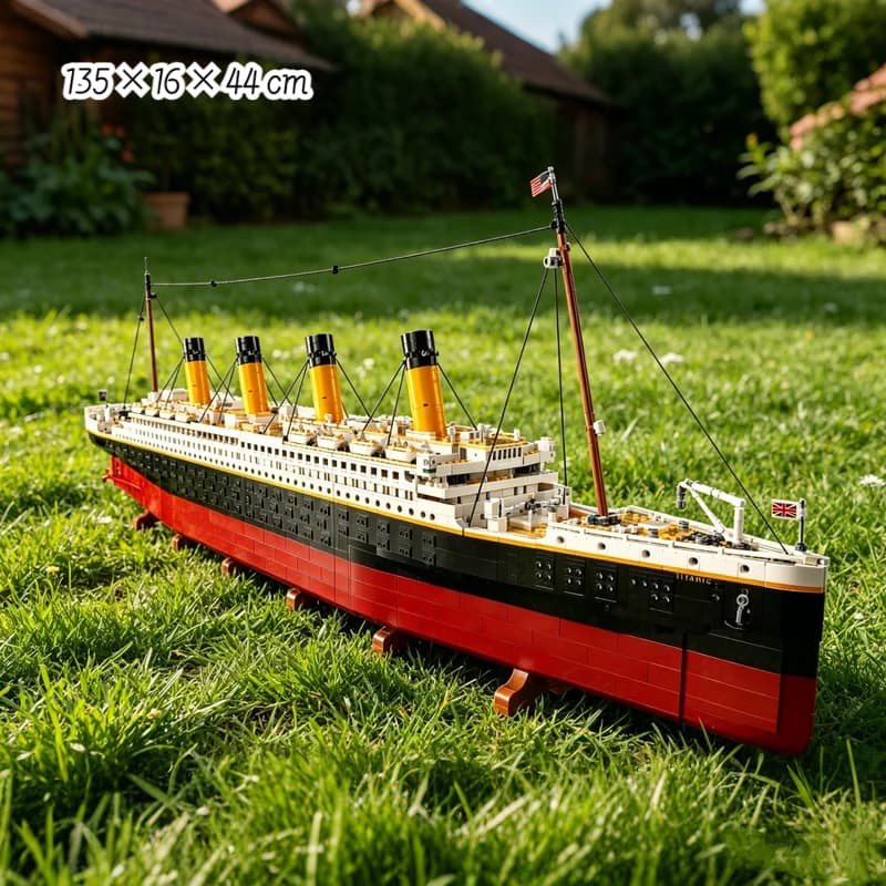 Hot 9090PCS Cruise Boat Steamship Titan Building Blocks MOC 10294 Display Model Compatible Bricks Adults Toys Christmas Gifts
