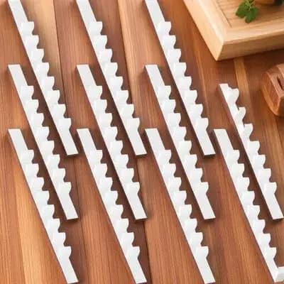 50 Pezzi Strisce Antiscivolo in Silicone Adesive per Appendiabiti, per Uso su Legno e Plastica Lisci nei Guardaroba