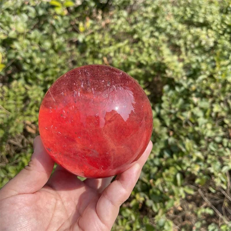 SFERA DI CRISTALLO DI QUARZO Rosso da 9,4 cm 945 g