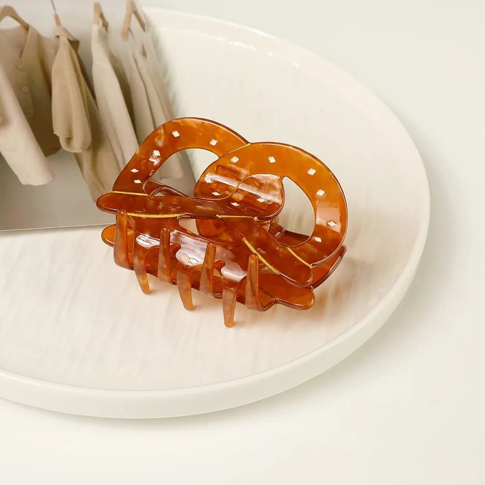 Vintage Hair Clips Creative Shark Clips Cute Bread Hair Clips Brezen Hair Clips Pretzel Accessories for Women