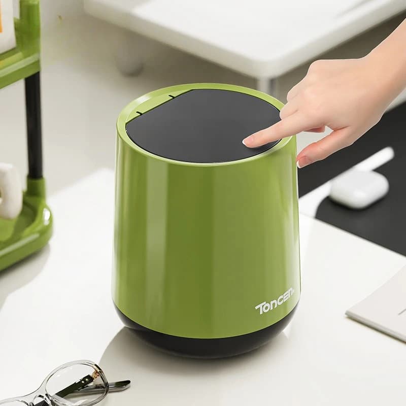 Mini pattumiera da tavolo con coperchio per bidone dei rifiuti in plastica per auto da ufficio