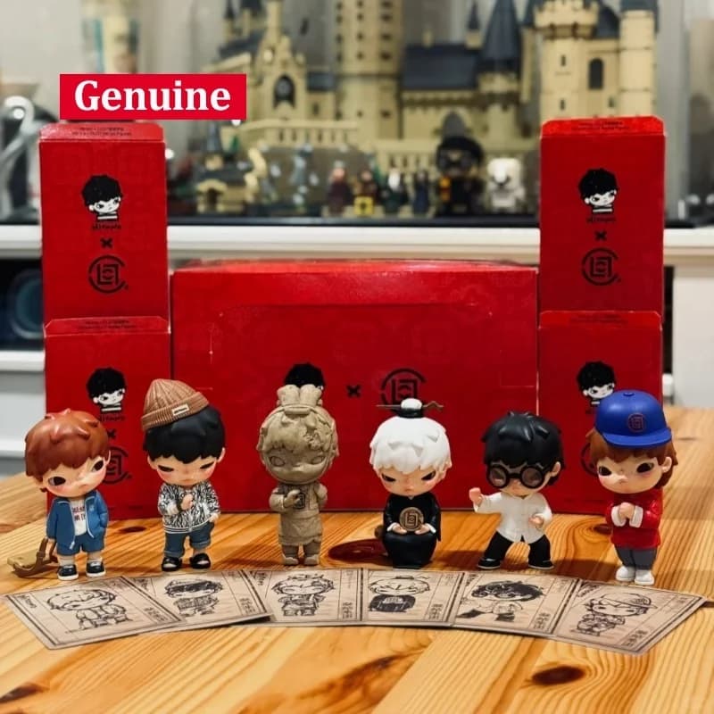 Official Authentic POPMART Hirono Clot Series 8.0 Handmade Blind Box Fashionable Gift Ornament Mystery Gift Box For Friends Birthday