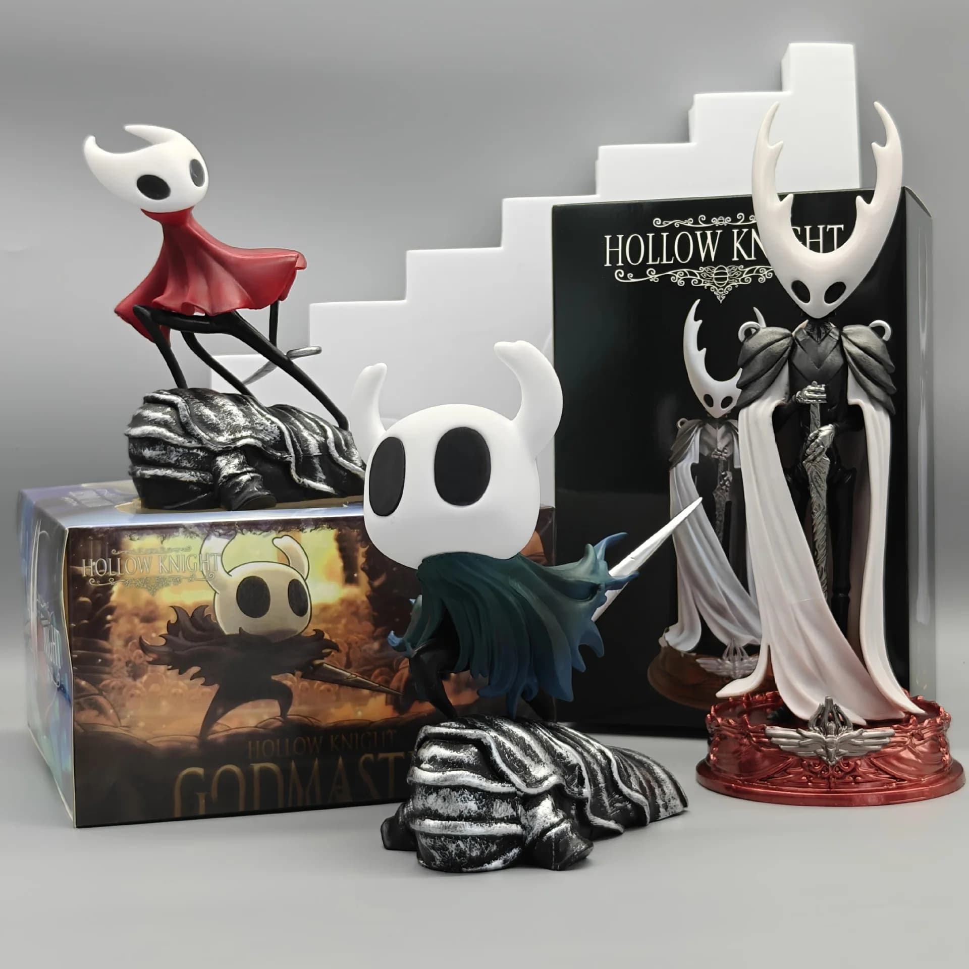 CALDO!!! Hollow Knight Three Swordsmen gioco Garage Kit modelli desktop decorazioni telaio squisite figurine ragazzi regalo di moda