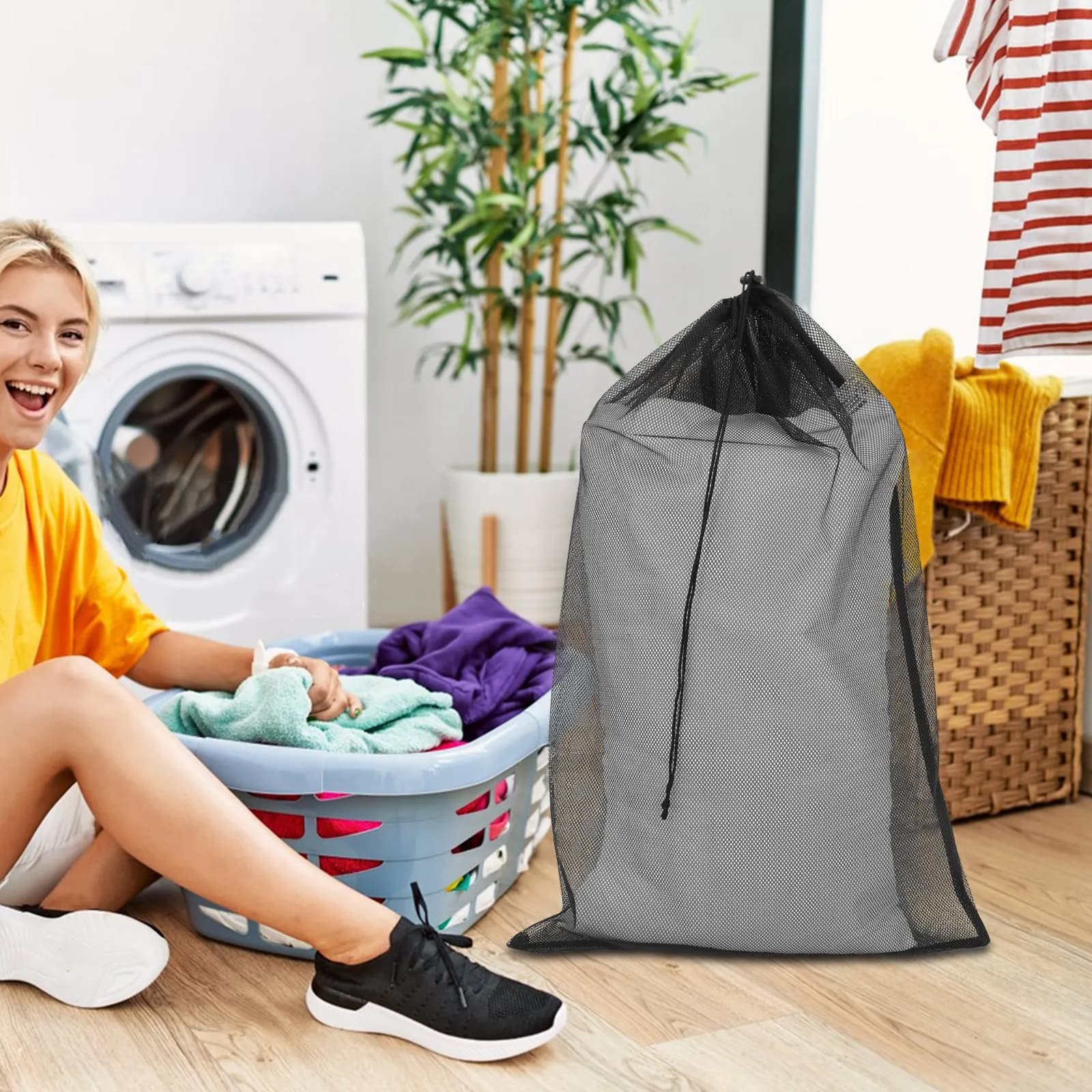 4Pcs Extra Large Laundry Bags Mesh Drawstring Wash Bags Heavy Duty Polyester for Washing Machine Clothes Quilts Bed Sheets