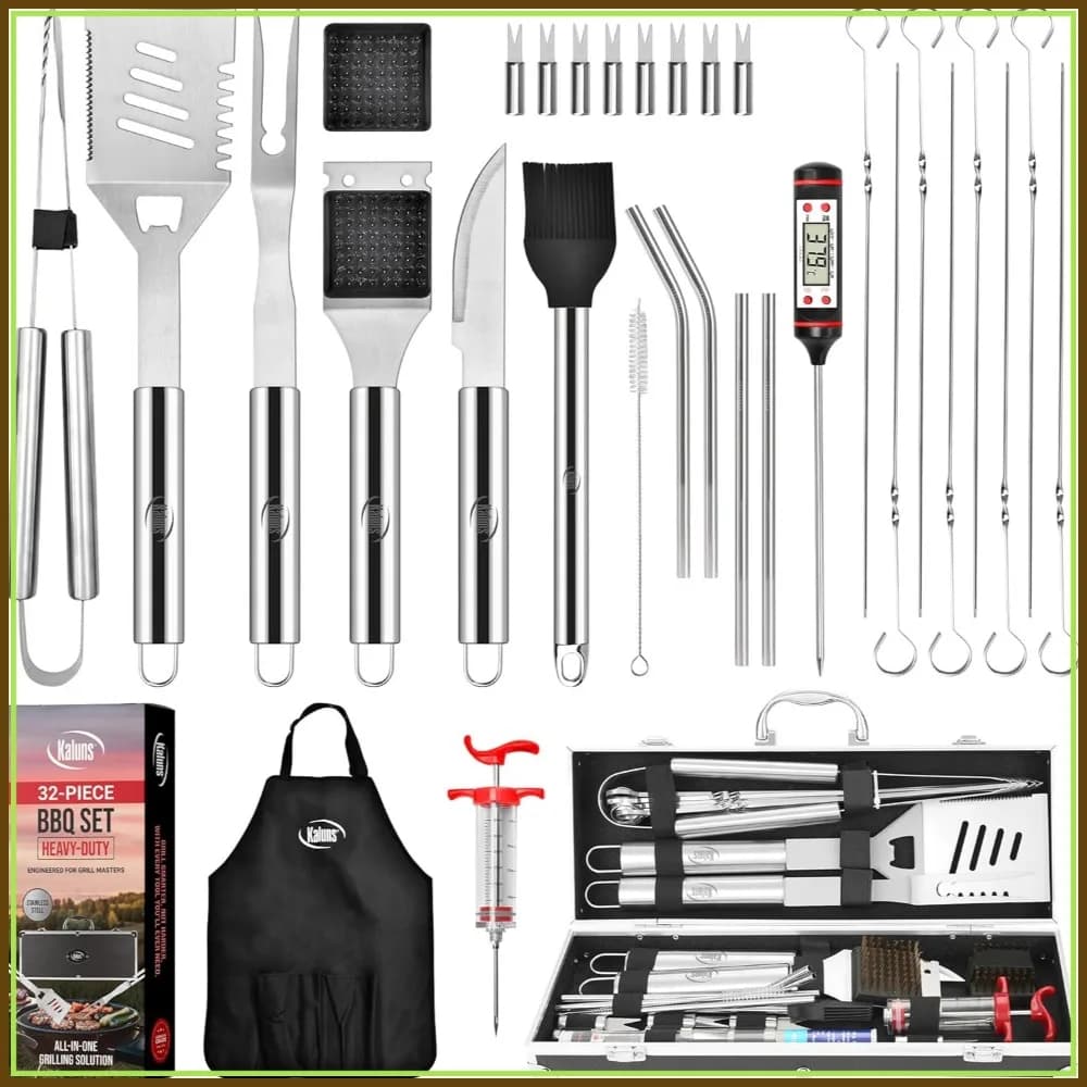 Set di 32 Accessori per Barbecue, Utensili per Griglia in Acciaio Inox Resistente con Valigetta in Alluminio e Grembiule, Regalo per Uomini