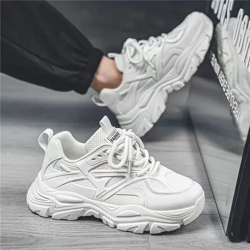 Scarpe da ginnastica con plateau da uomo Scarpe da corsa traspiranti in mesh Scarpe casual da esterno di moda Scarpe da allenamento da tennis da uomo Zapatillas Hombre