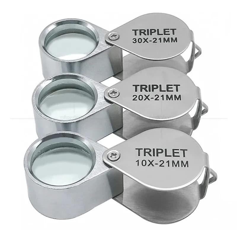10-30X portable magnifier in gold/silver, foldable in three parts, for jewelry/tickets/reading, with case.