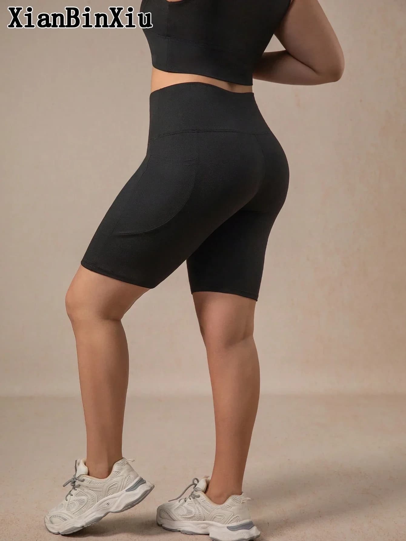 Pantaloncini da yoga e ciclismo da donna taglie forti, a vita alta, da 5 pollici, con effetto push-up e tasche