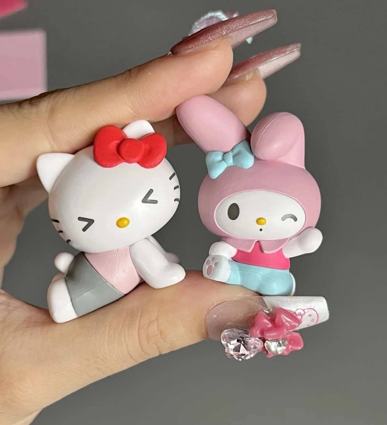 Nuovo Bowknot E Yoga Kuromi Cinnamoroll Cieco Box Kawaii Mini Decorativo Action Figure Giocattoli Alla Moda Cute Girls Regalo Di Compleanno