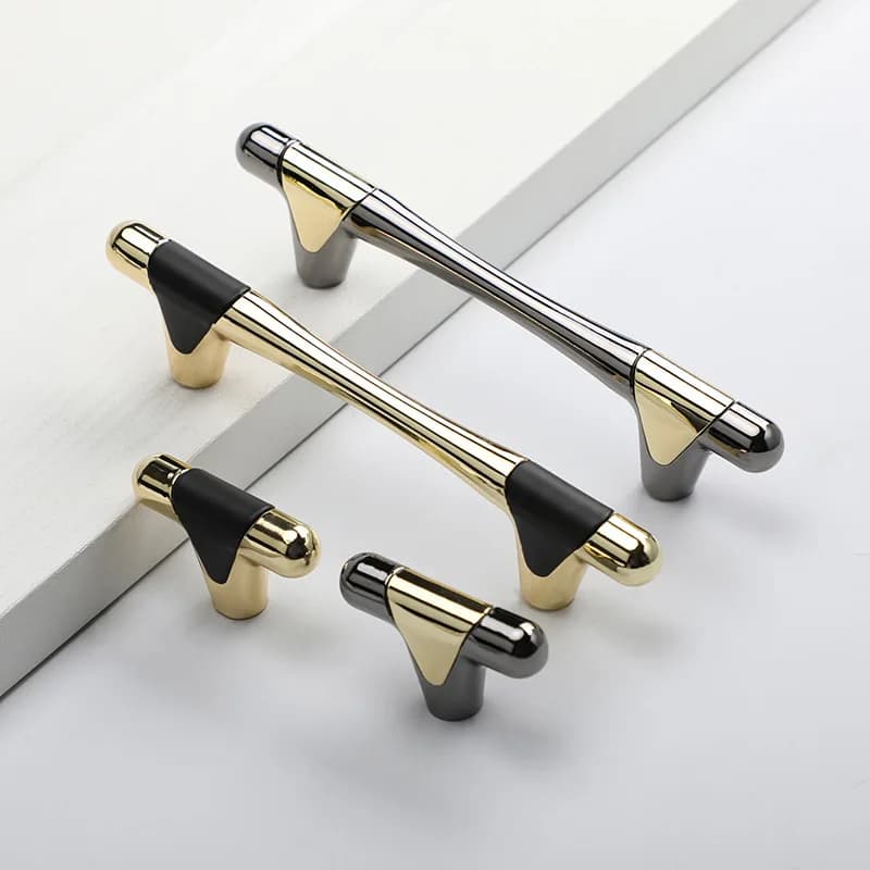 Maniglia per porta semplice per scarpiera Armadietto da bagno Nero Oro Tutto nero Maniglia per cassettiera per guardaroba Manopole in stile europeo