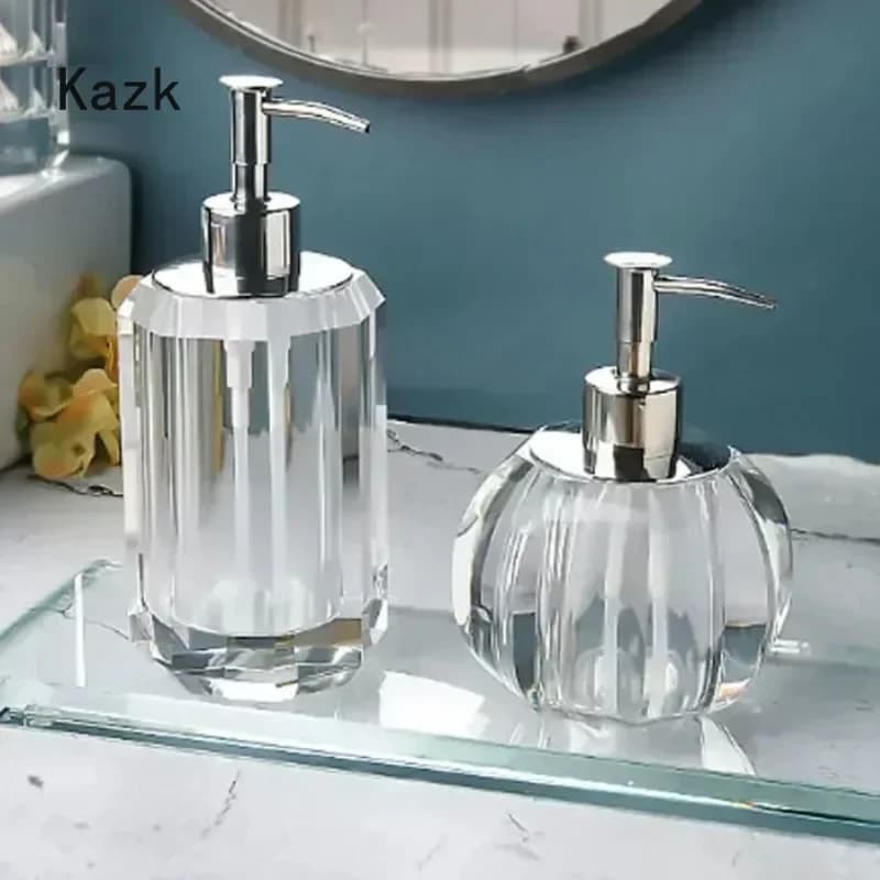 Set di accessori per il bagno in cristallo di lusso leggero