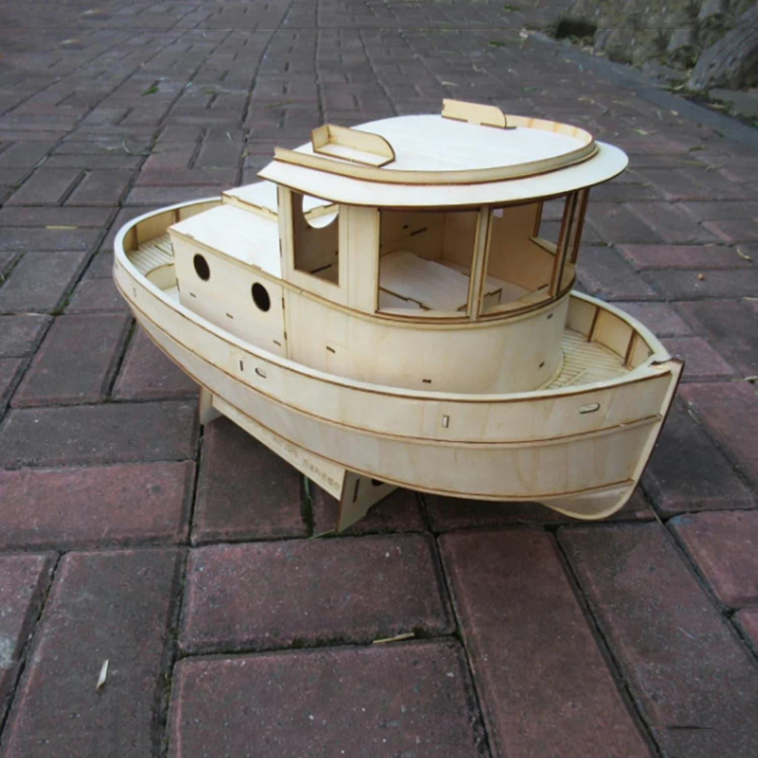 Nave RC 1/9 56cm MQ1, Rimorchiatore Telecomandato con Struttura in Legno, Kit Modello di Nave RC, Giocattolo