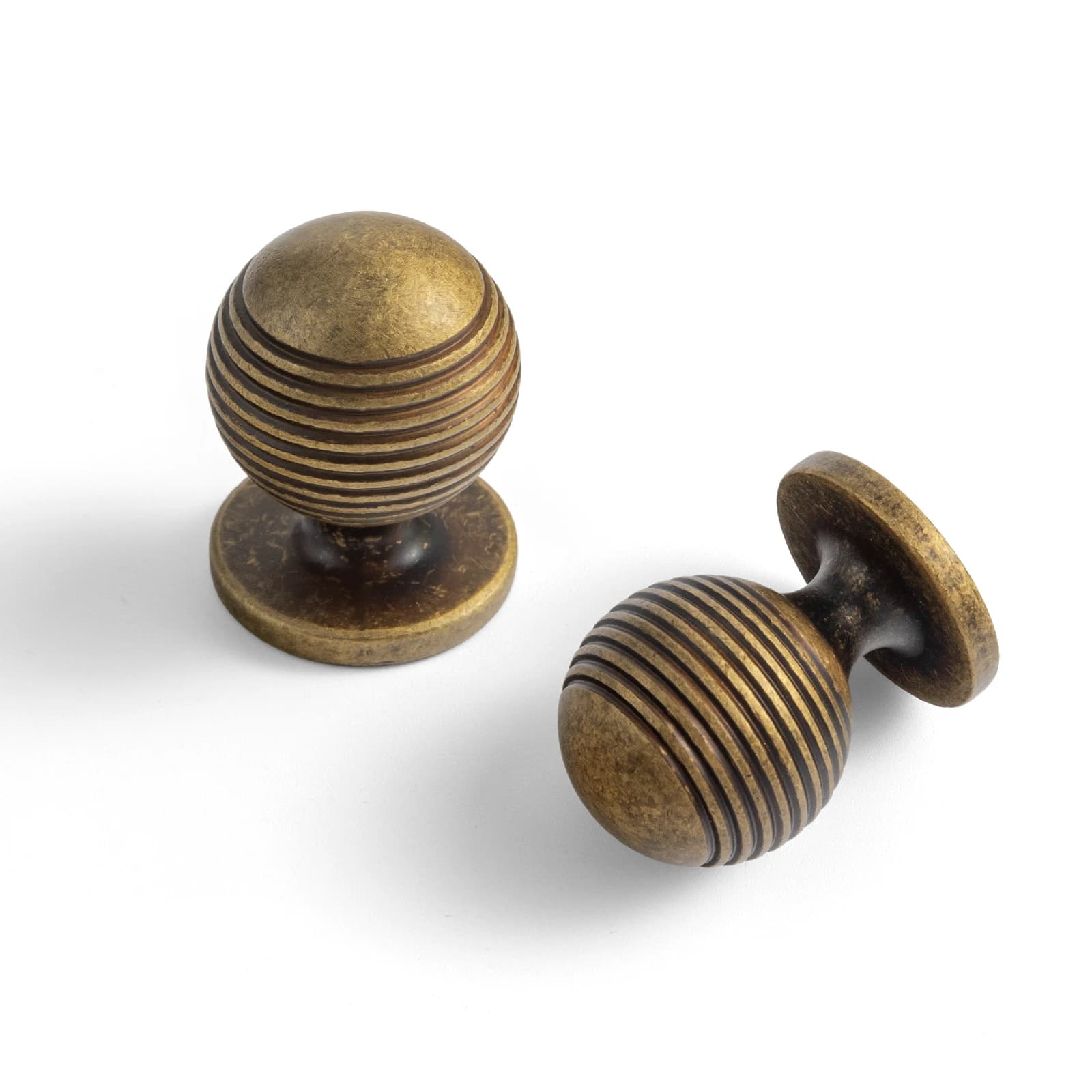 Goo-Ki 1 o 12 Set Manopole per armadietti a scorrimento in ottone antico Manopole per cassetti rotonde nere e maniglie per mobili per ferramenta da cucina