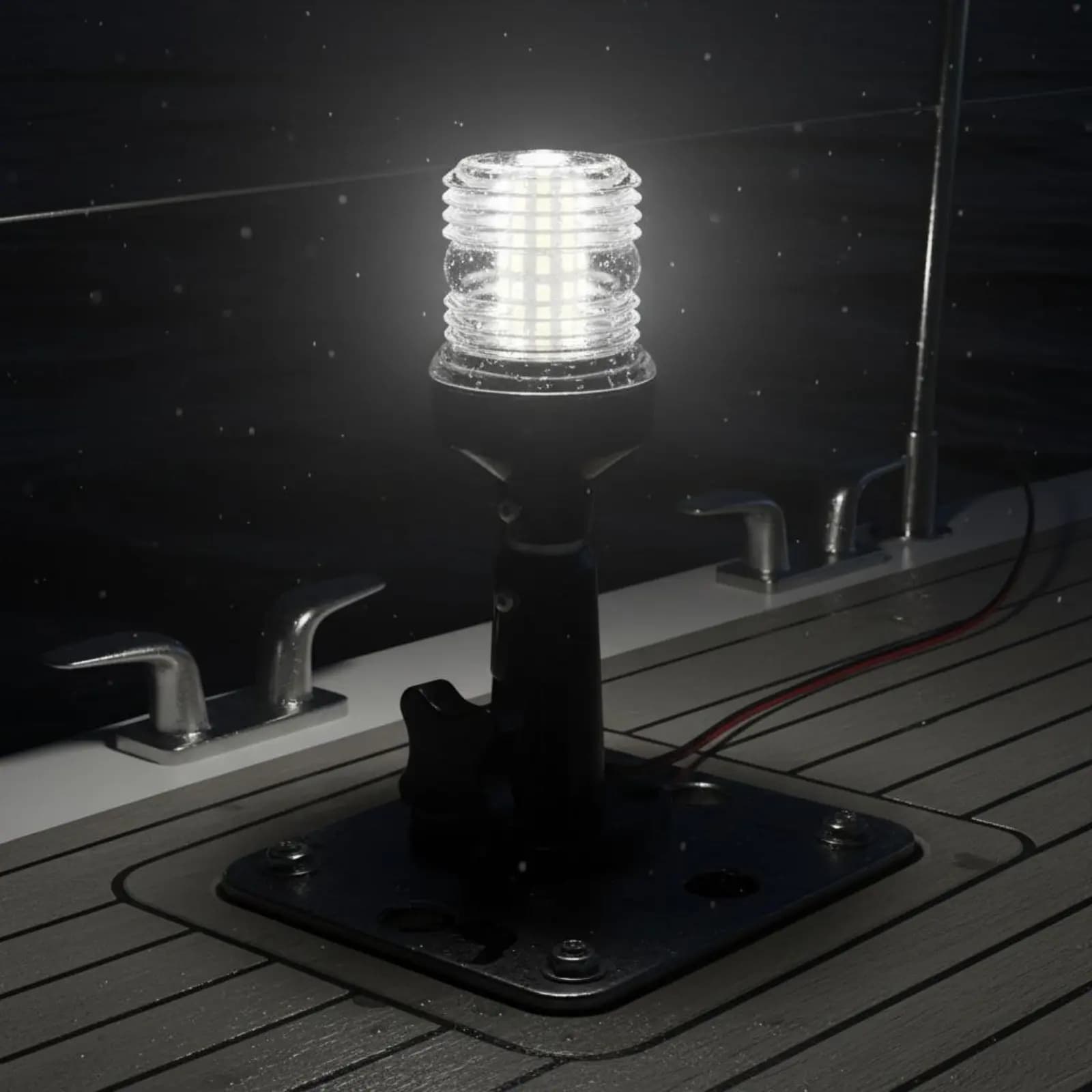 Vertical Anchor Light Adjustable LED Anchor Lamp 360 Degree Boat Light Easy Installation Aluminum Pole Boat Lamp Anti-Corrosion