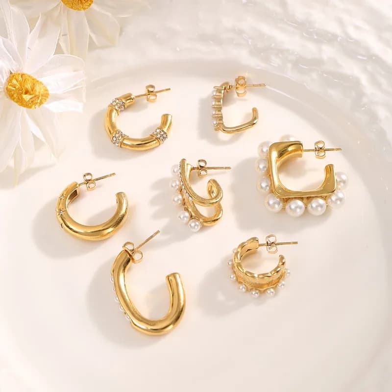 Orecchini a Cerchio Popolari a Forma di C, Placcati in Oro 18K, Acciaio Inossidabile, Orecchini a Perno alla Moda, Versatili per Donne