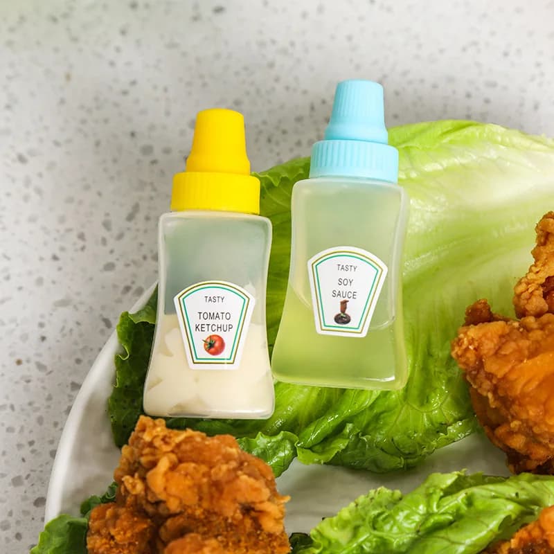 4pcs/set 25ML Mini Tomato Ketchup Bottle Honey Mustard Portable Small Sauce Container Salad Dressing Container Pantry Containers