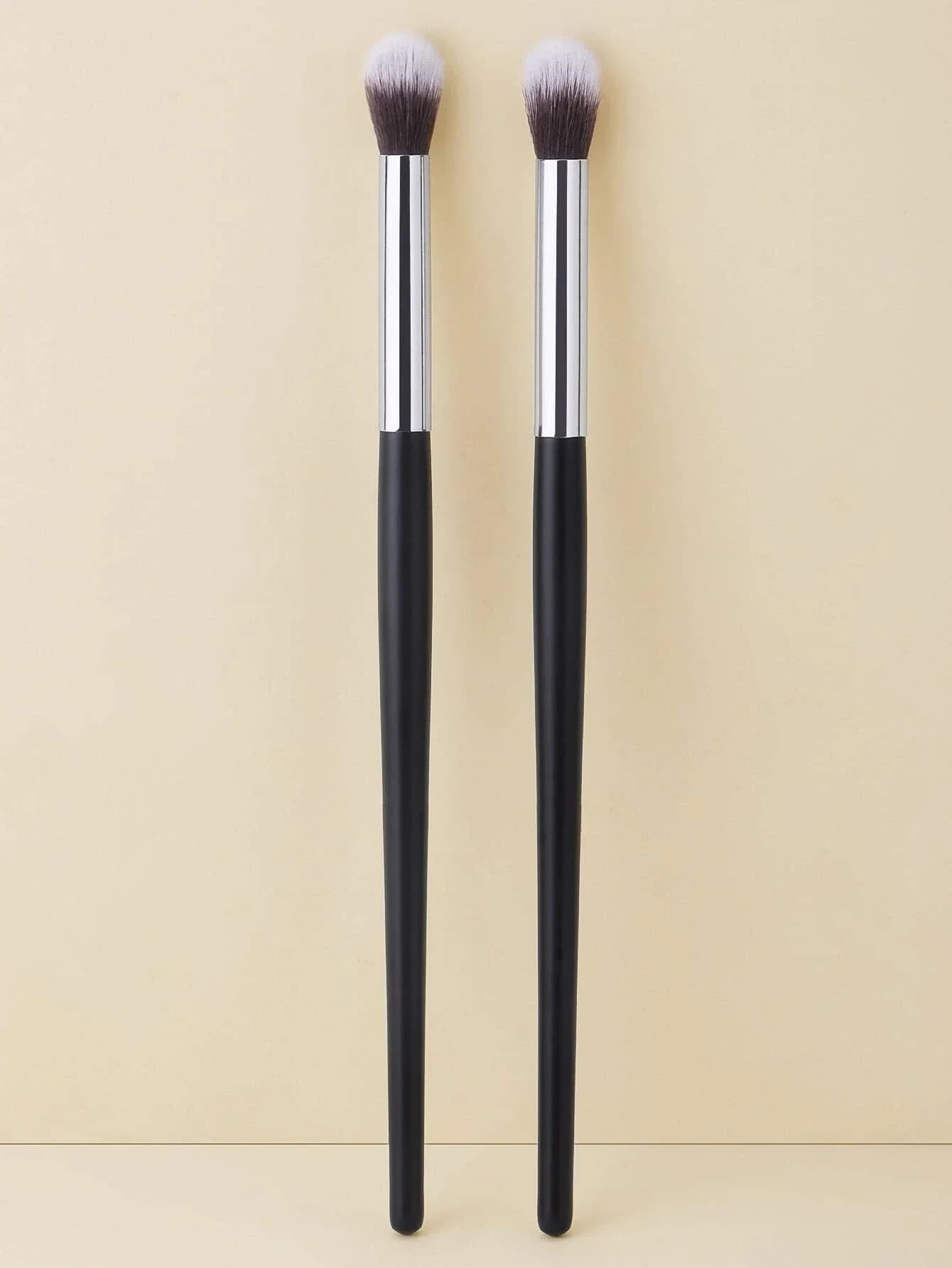 2 pezzi/set Pennello per trucco per miscelazione dettagli con presa per occhi nera e argento Black Friday