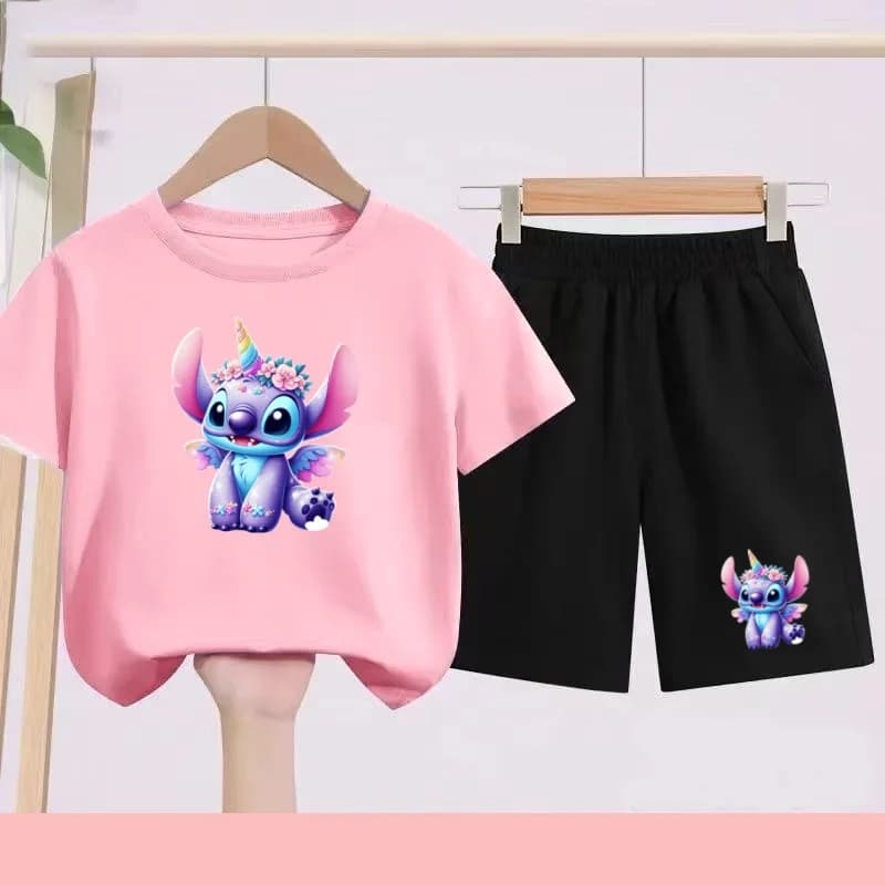 Set di abbigliamento sportivo per bambini con t-shirt e pantaloncini con motivo a cartoni animati. Adatto per neonati. Realizzato in tessuto traspirante e confortevole
