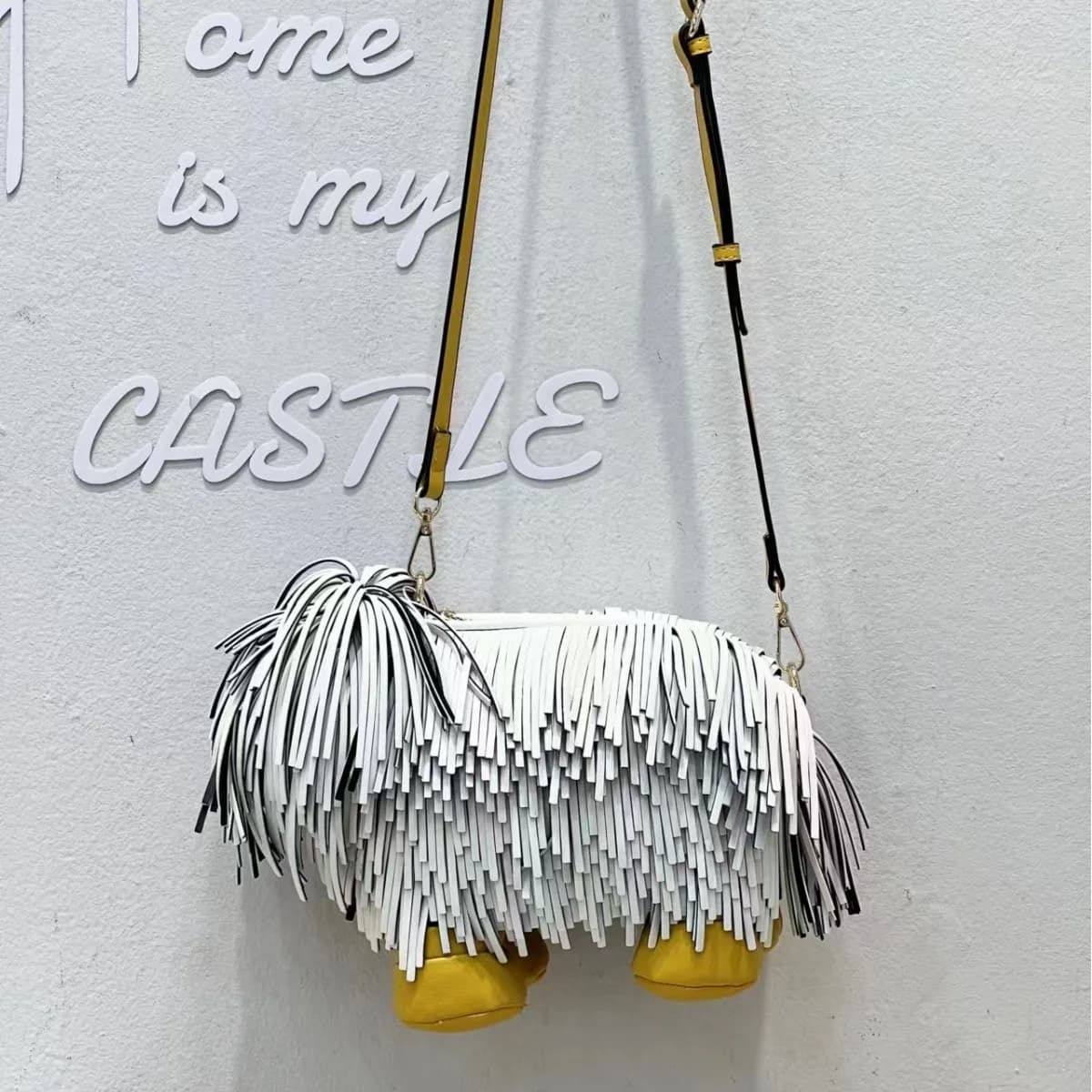 Borsa a tracolla creativa e divertente a forma di Chow Chow per donna, elegante borsa a forma di pastore con nappa, per riporre telefono, cosmetici e portafoglio